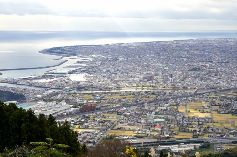 【2023年最新】静岡県の土地事情｜市町村別地価状況と動向と購入時の注意点