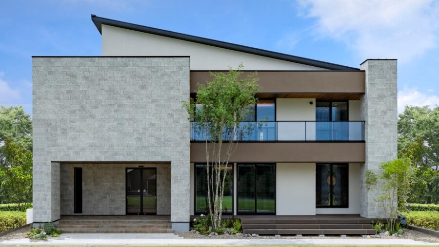 外と中がつながる、くつろぎの住まい - アキュラホーム【藤枝展示場