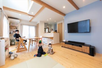 子どもがのびのび育つくつろぎリビングの家のイメージ